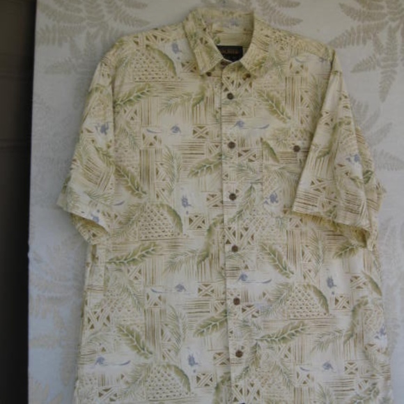WOOLRICH MEN'S CASUAL TROPICAL BUTTON-DOWN SHIRT - Picture 1 of 8